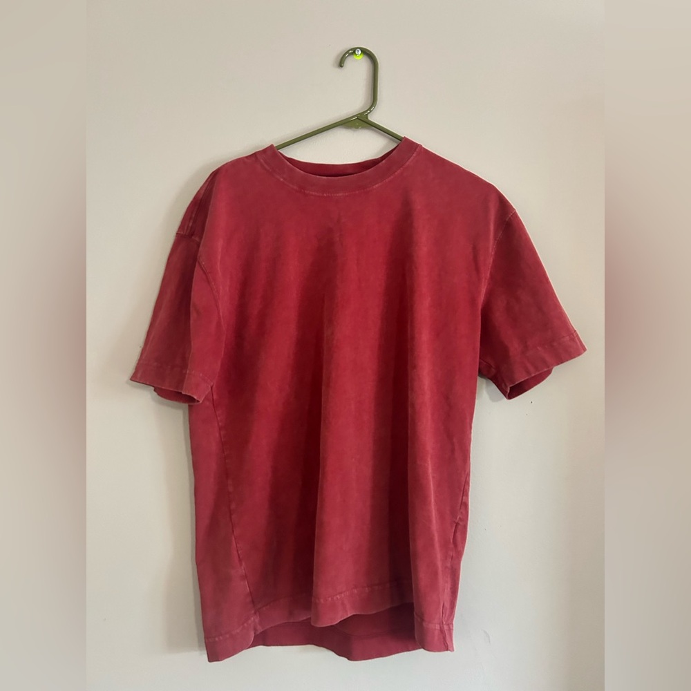 Hollister Vintage-Style Crewneck T-Shirt in Washed Red